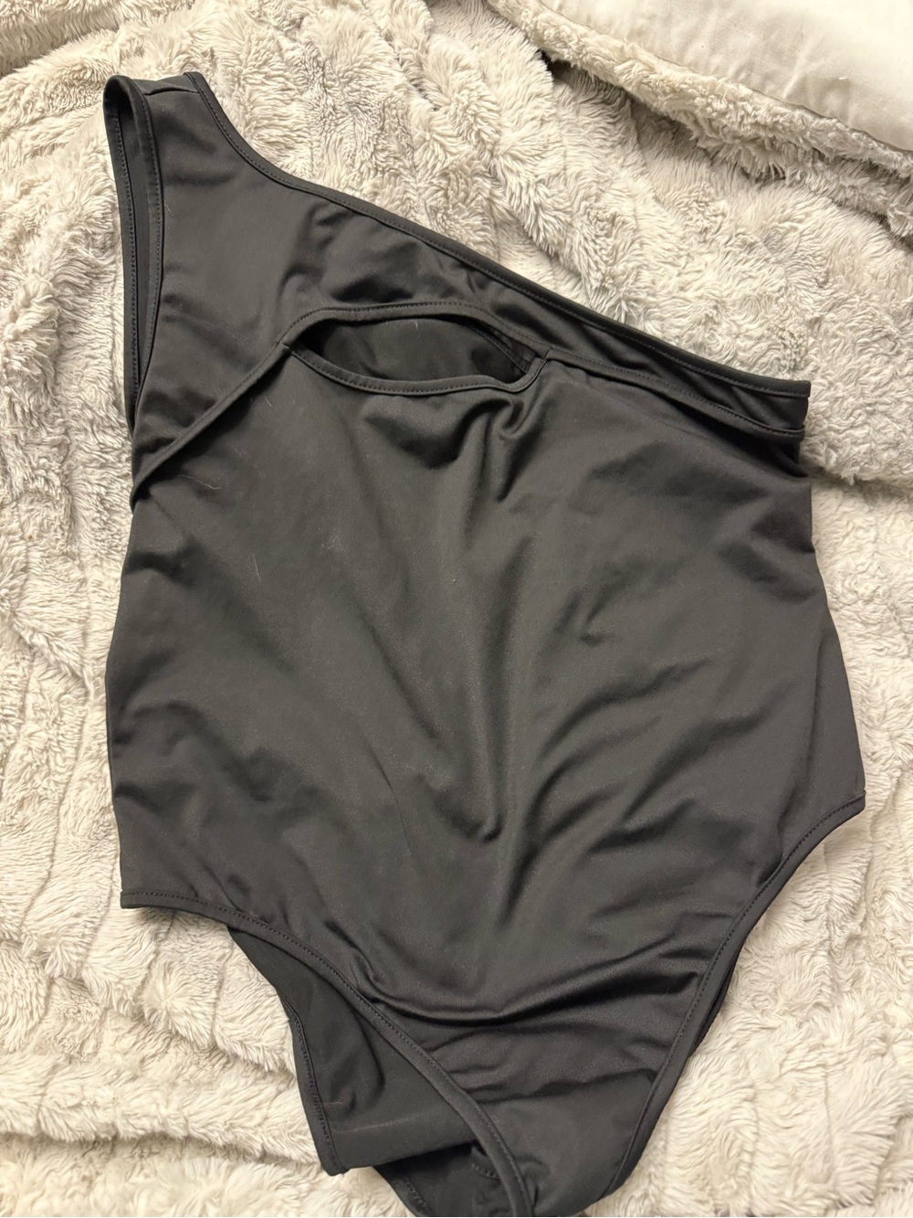 SHEIN Black One-Shoulder Cutout Bodysuit